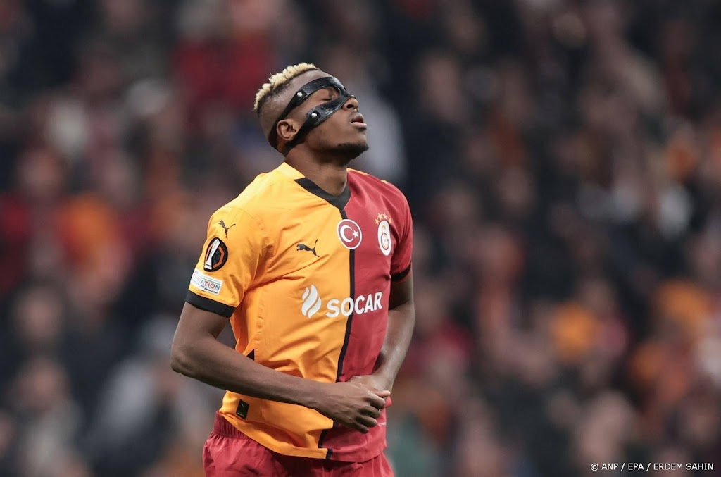 Osimhen redt Galatasaray in laatste duel voor return tegen AZ