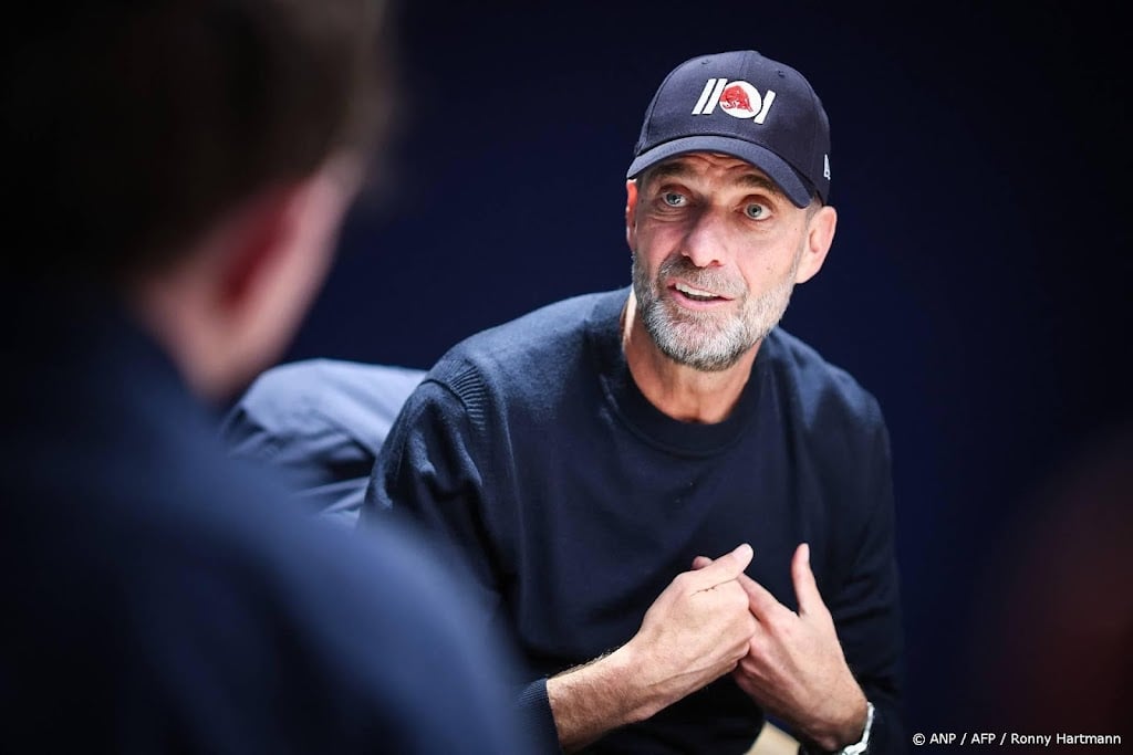 Hoeness uit kritiek op nieuwe rol Duitse voetbaltrainer Klopp