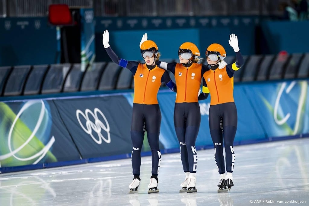 Schaatssters houden zilver over aan ploegenachtervolging