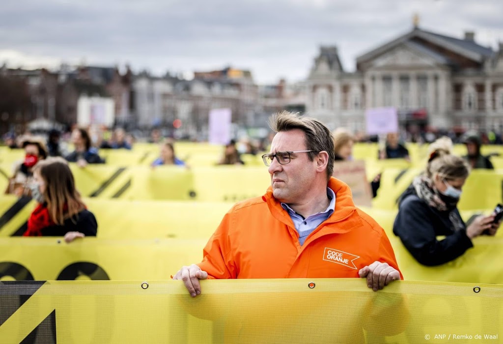 Code Oranje's Richard de Mos brengt stem uit