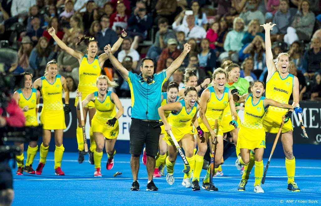 Bondscoach hockeysters Australië weg om belastend rapport