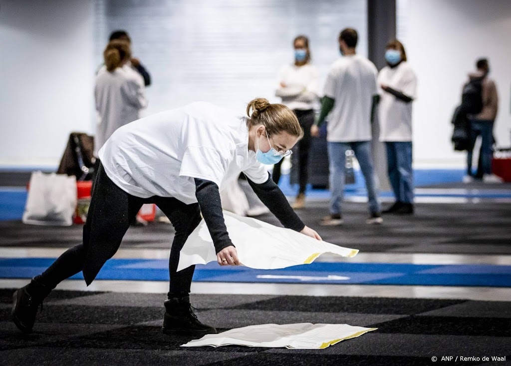 Stemmentellers aan de slag in Jaarbeurs en Ahoy