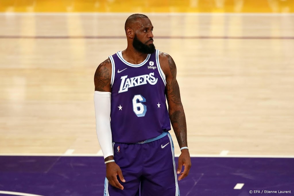 Problemen basketballers Los Angeles Lakers houden aan