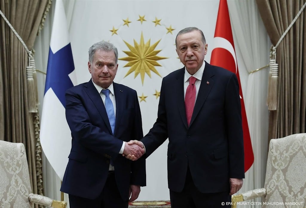 Turkije zet deur open voor NAVO-toetreding Finland