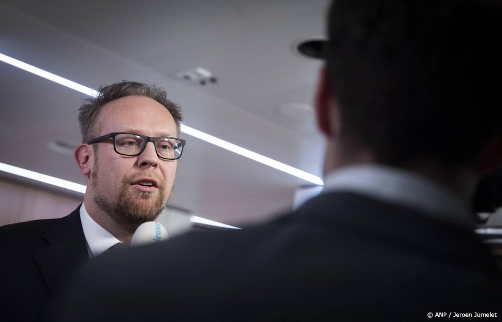 Minister Heerma hoopt snel met rijksambtenaren verder te praten