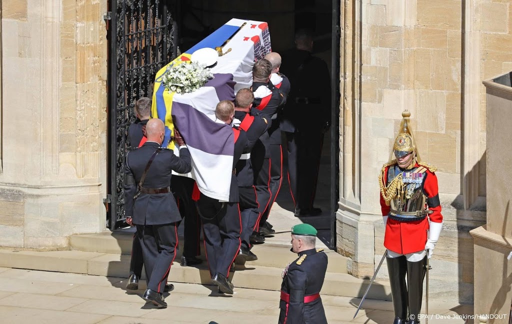 Uitvaartdienst voor prins Philip begonnen