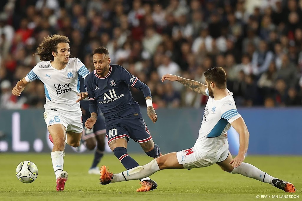 PSG na zege op Olympique Marseille dicht bij Franse titel