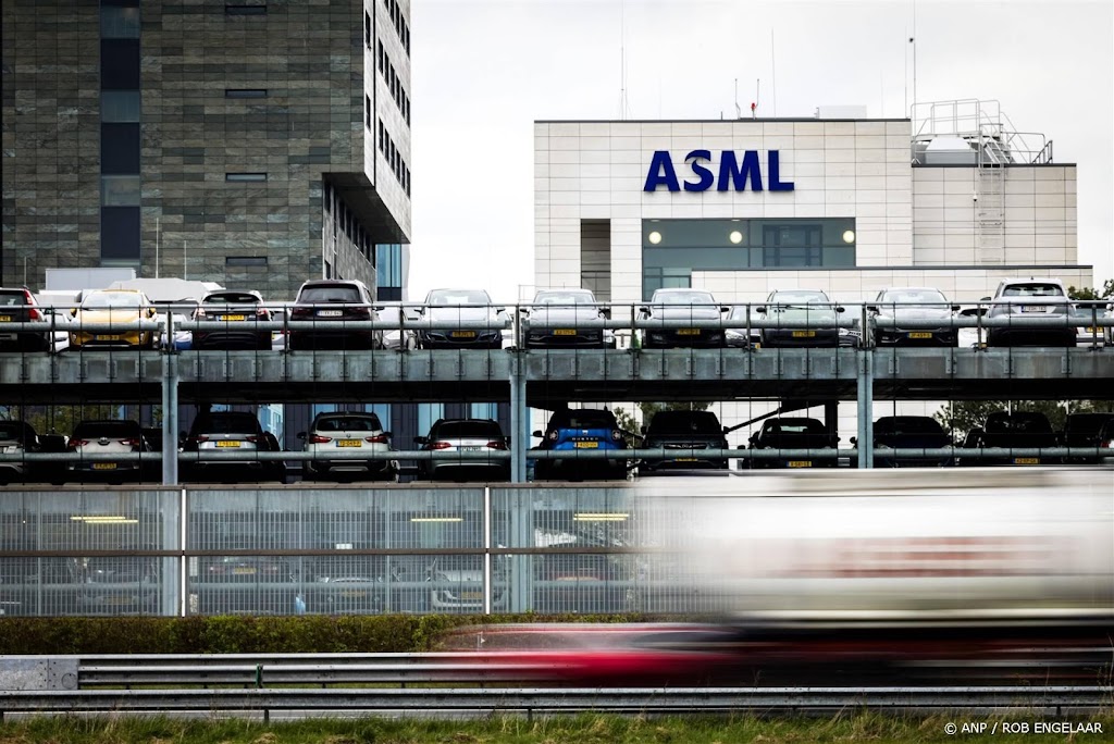 Minder bestellingen voor chipmachinemaker ASML