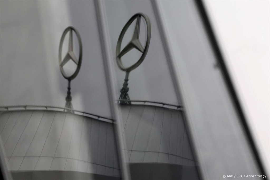 Massaclaim sjoemeldiesels tegen Mercedes en Renault mag doorgaan