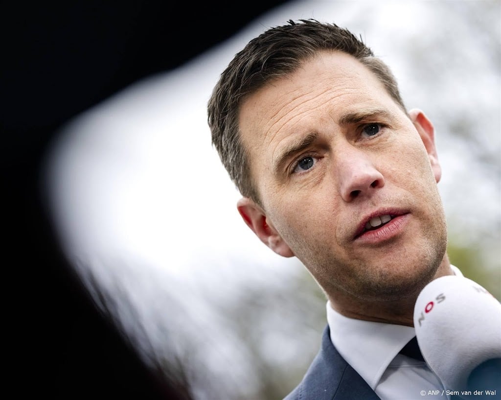 Heinen kijkt naar bonusregels voor specialisten bij banken