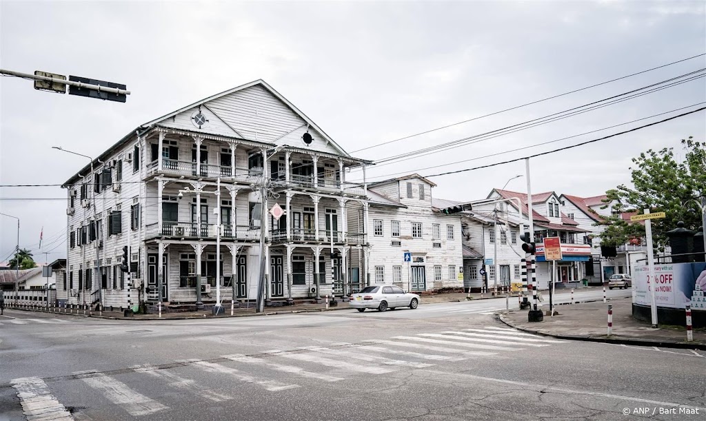 Felle brand in Paramaribo vernietigt erfgoed 