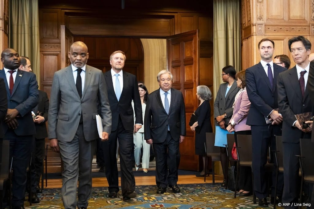Guterres in Vredespaleis: internationaal recht staat onder druk