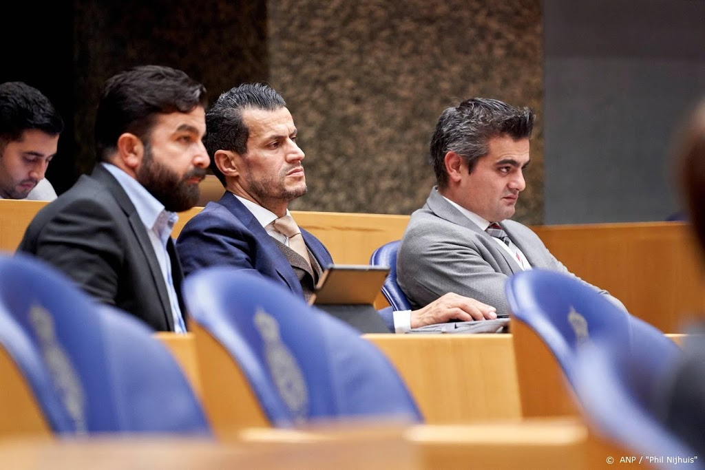 Kamerleden DENK begraven de strijdbijl