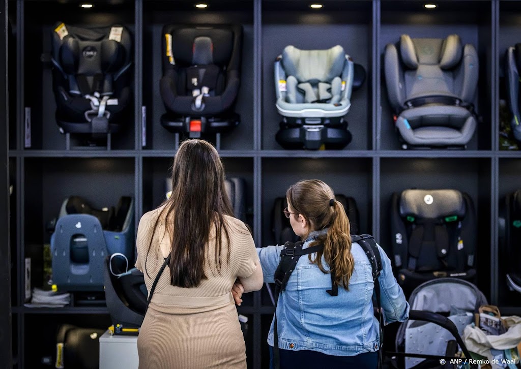 Consumentenbond keurt twee autostoeltjes voor kinderen af 