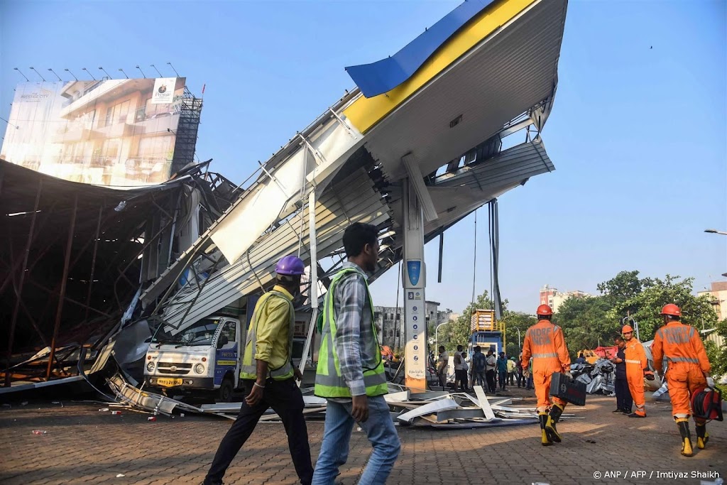 Arrestatie na dodelijk ongeval met reclamebord in Mumbai