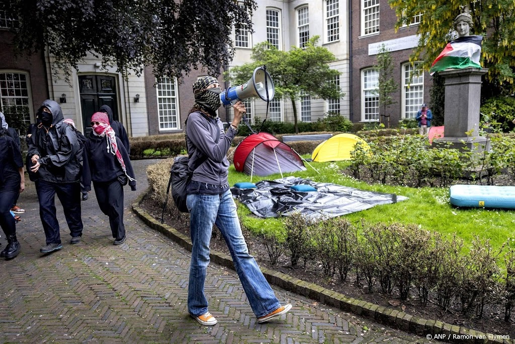 Zes UvA-gebouwen rond Binnengasthuisterrein dicht