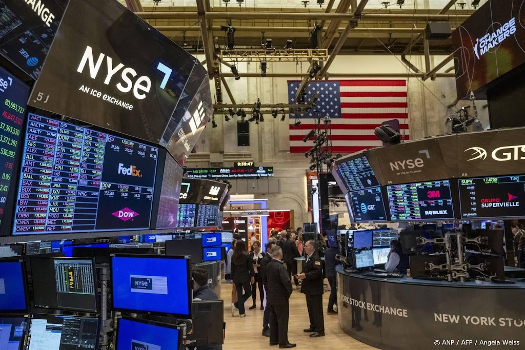 Dow op Wall Street sluit voor het eerst boven de 40.000 punten