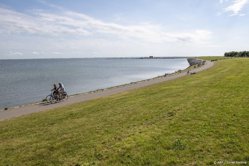 Groep wadlopers gered van het wad bij Ameland