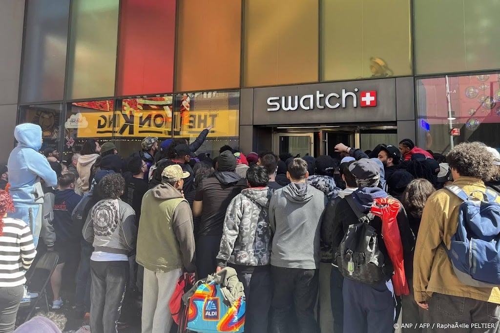 Swatch roept klanten op: kom niet massaal naar winkels