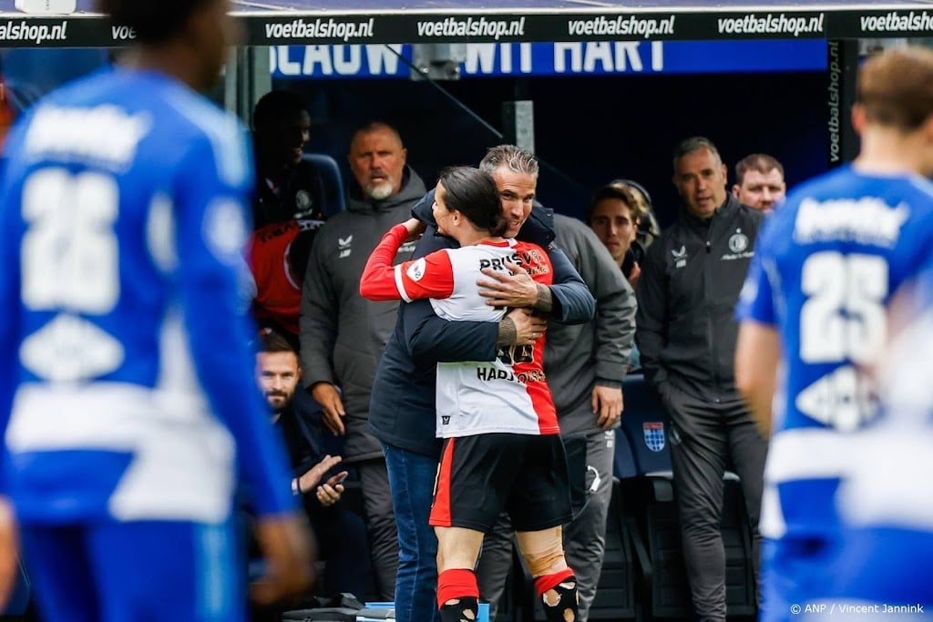 Hadj Moussa leidt Feyenoord in slotfase langs PEC Zwolle