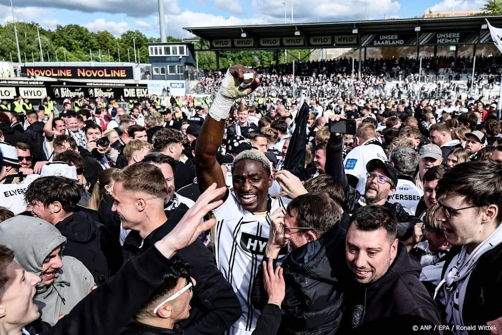 Elversberg promoveert en speelt voor het eerst in de Bundesliga