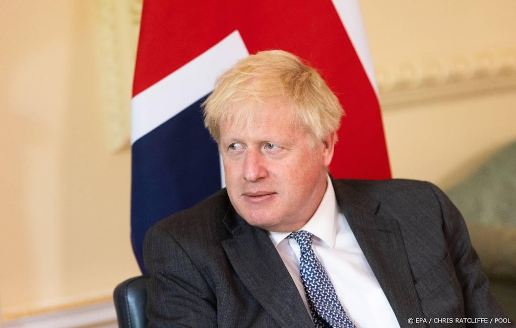 Johnson kondigt in Kiev 'groots militair trainingsprogramma' aan