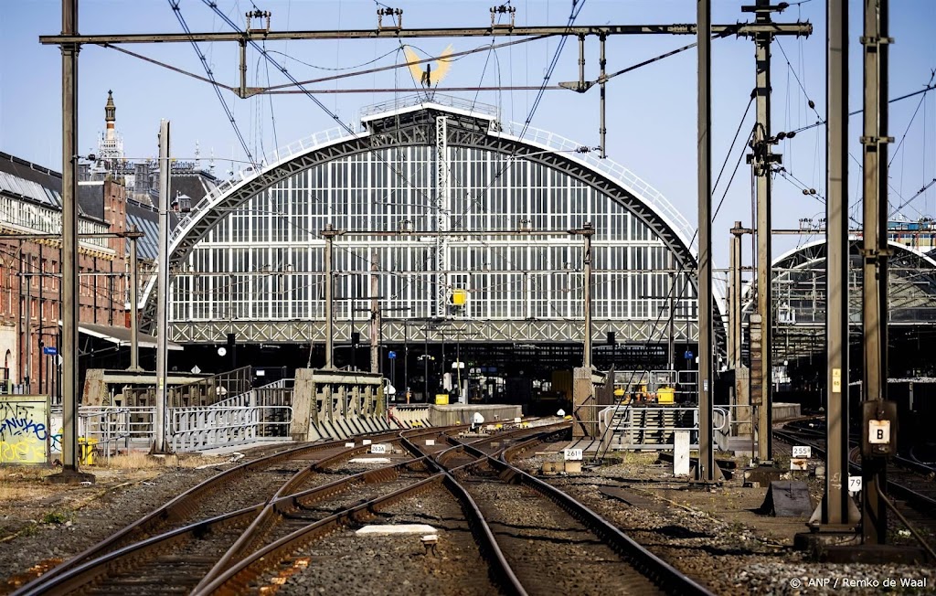 Drukte op spoor Amsterdam door werkzaamheden en concerten Beyoncé