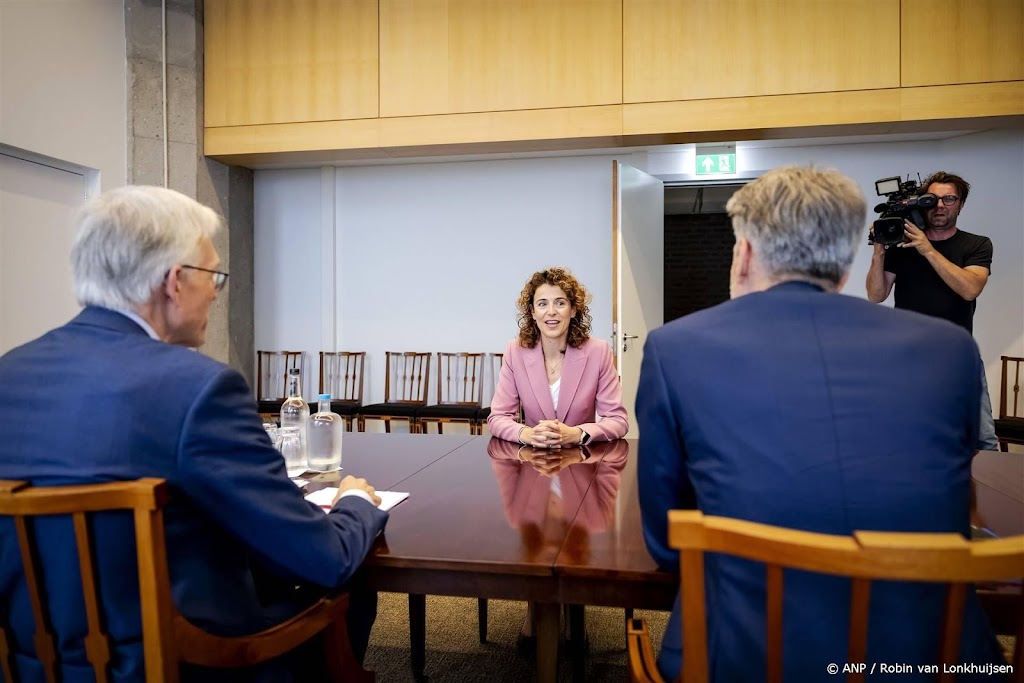 VVD'er Hermans als eerste ontvangen door Schoof en Van Zwol