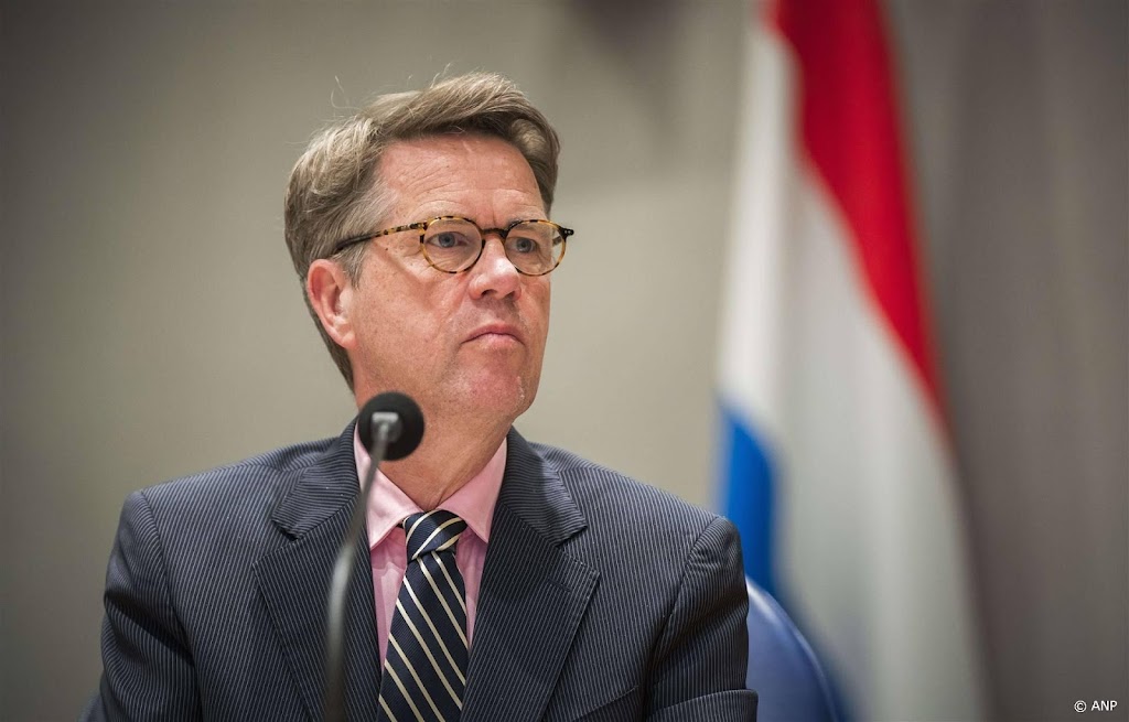 Kamervoorzitter Bosma wil nog steeds naar herdenking slavernij