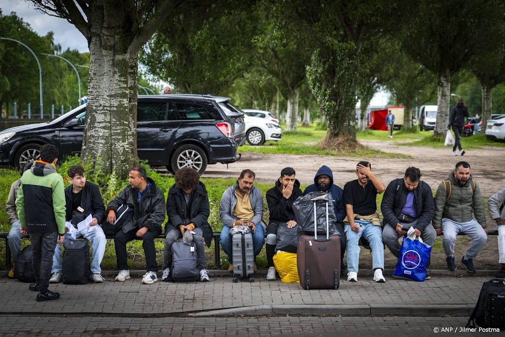 COA: geen tijdelijk onderdak voor buitenslapers in Ter Apel