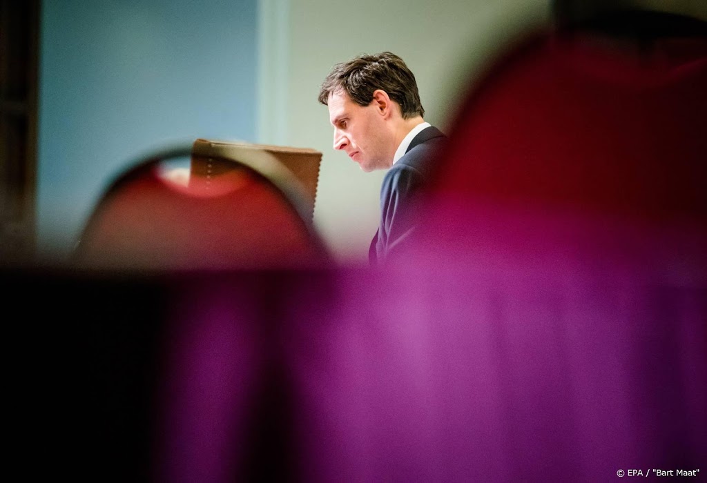 'Hoekstra stuurde aan op compromis in belastingzaak stichting'
