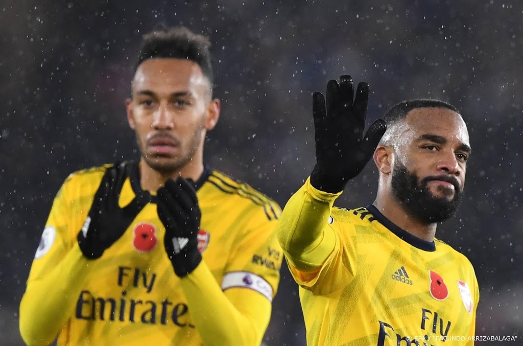 Trainer Arsenal hoopt op aanblijven Aubameyang en Lacazette