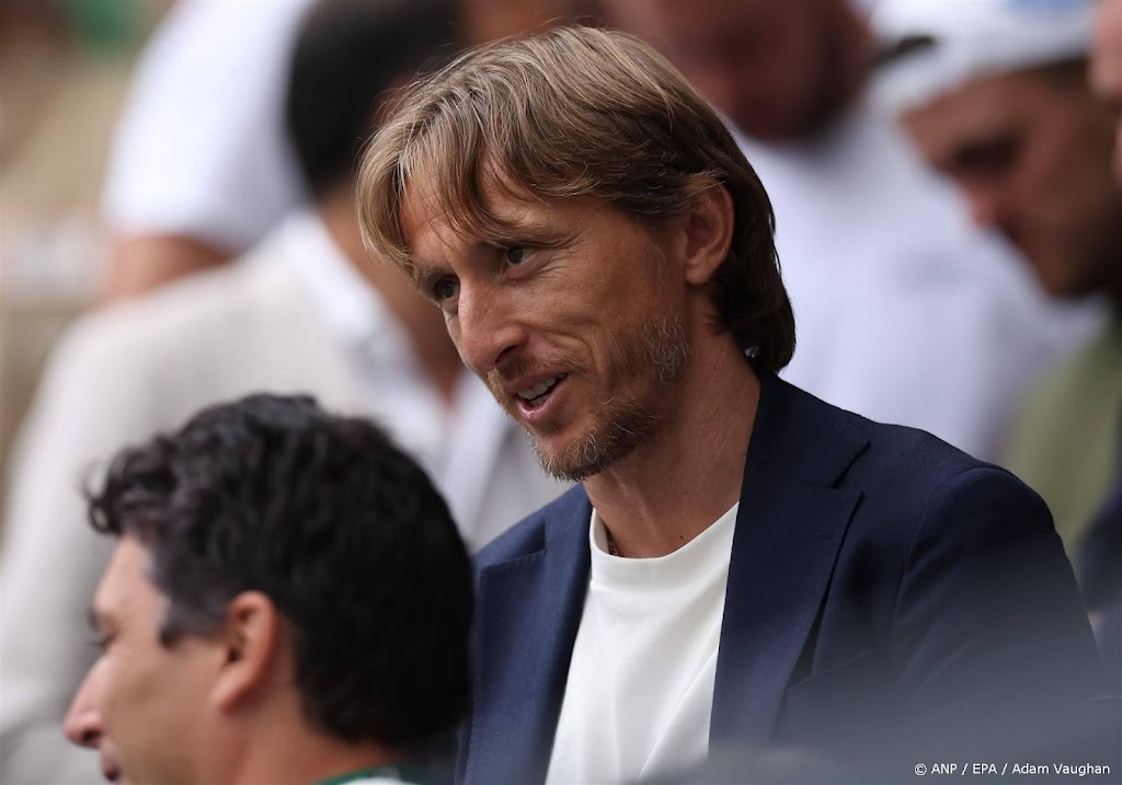 Middenvelder Modric (38) jaar langer door bij Real Madrid