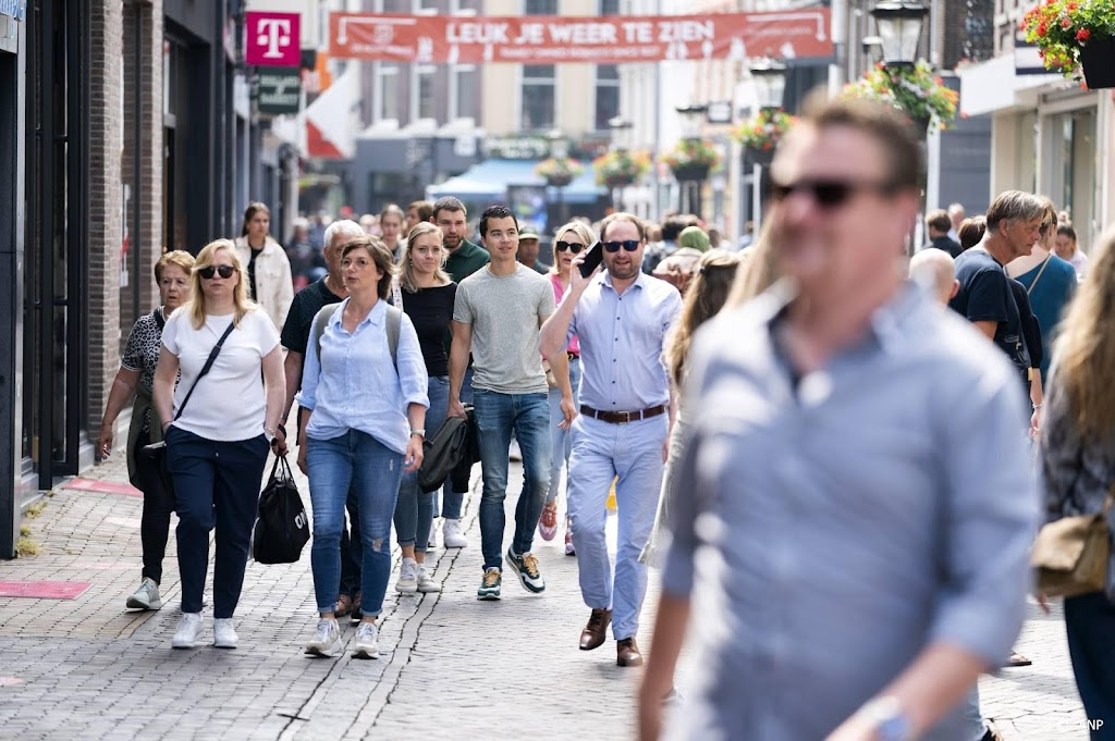 Economie groeide in voorjaar harder dan verwacht, recessie voorbij