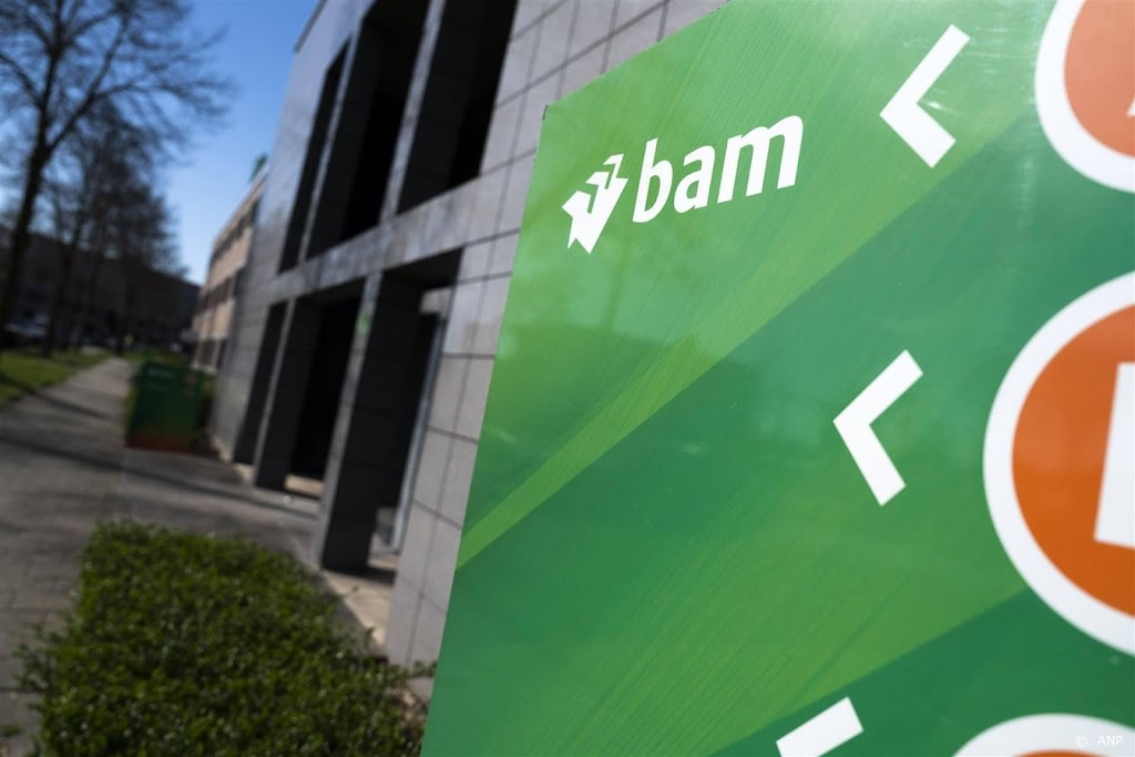 BAM ziet winst en omzet dalen, woningmarkt staat onder druk