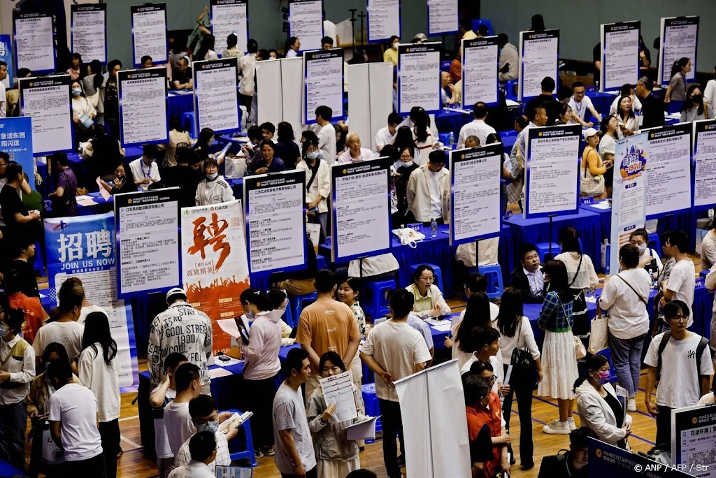 Aantal werkloze jongeren in China neemt snel toe