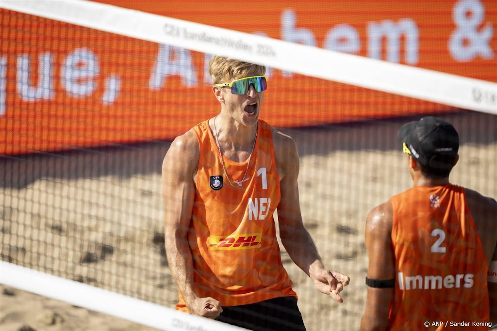 Beachvolleyballers Immers en Van de Velde naar halve finales EK