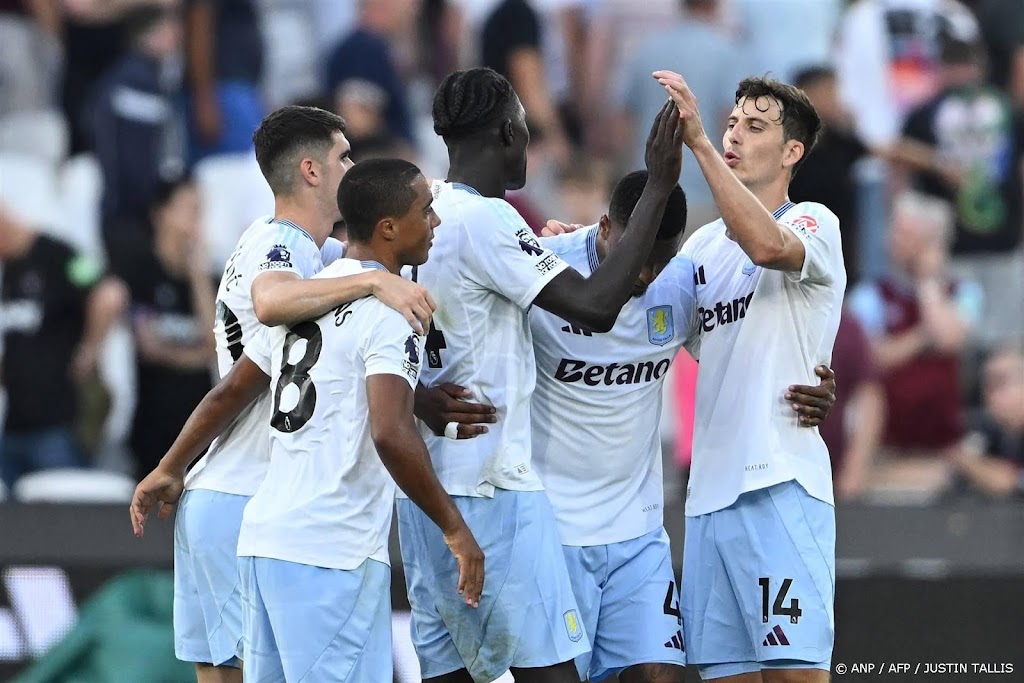 Aston Villa met invaller Maatsen laat langs West Ham United