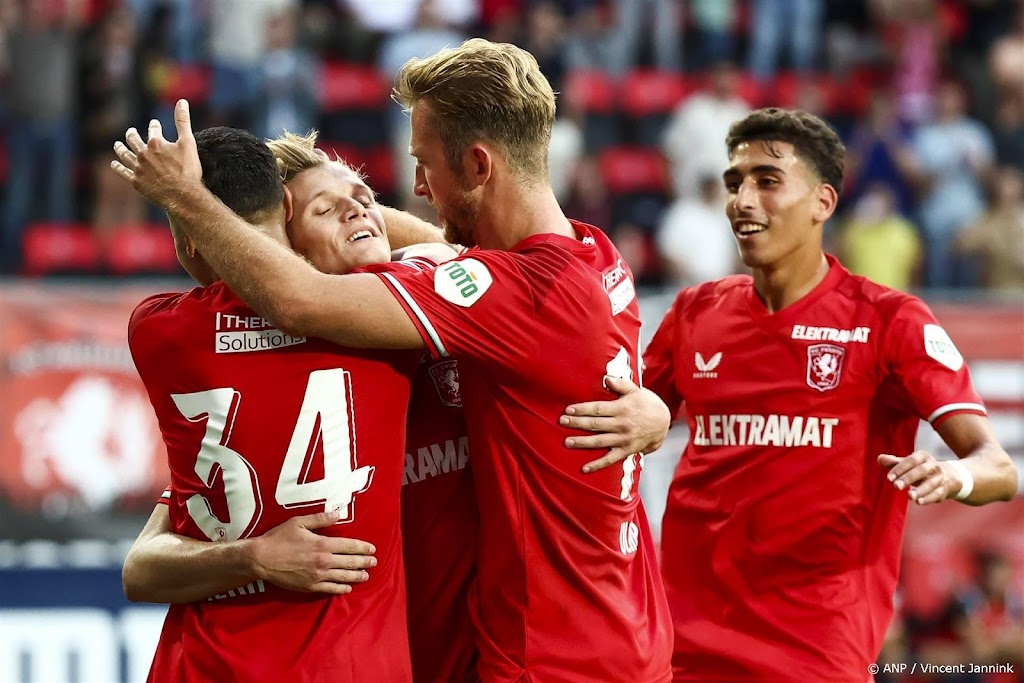 FC Twente en Sparta spelen gelijk in Enschede