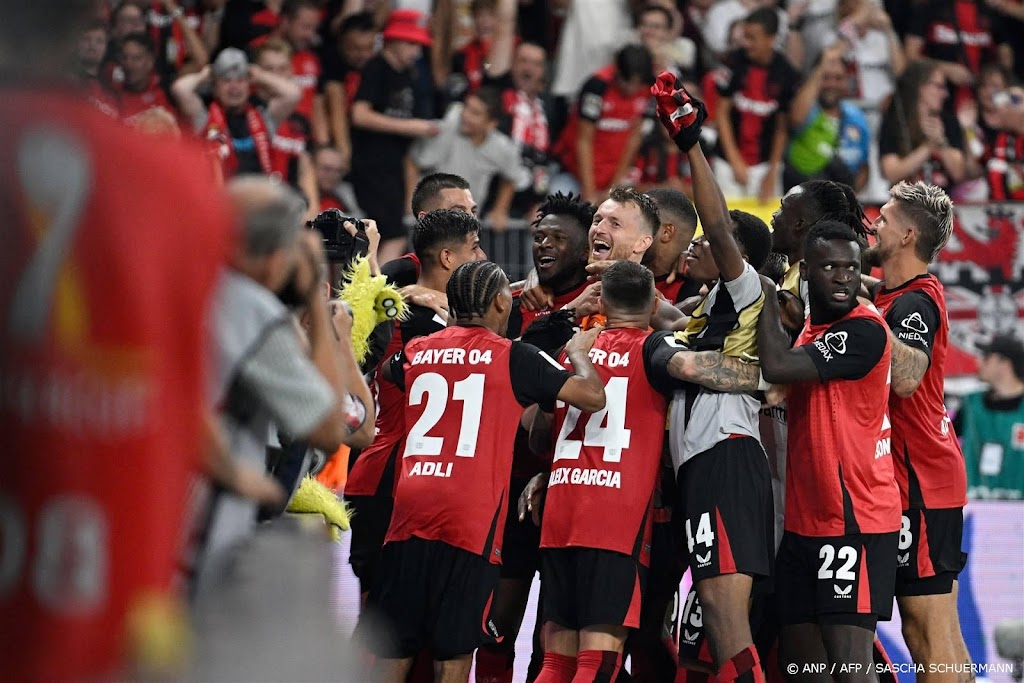 Leverkusen wint Supercup na zege op VfB Stuttgart na penalty's