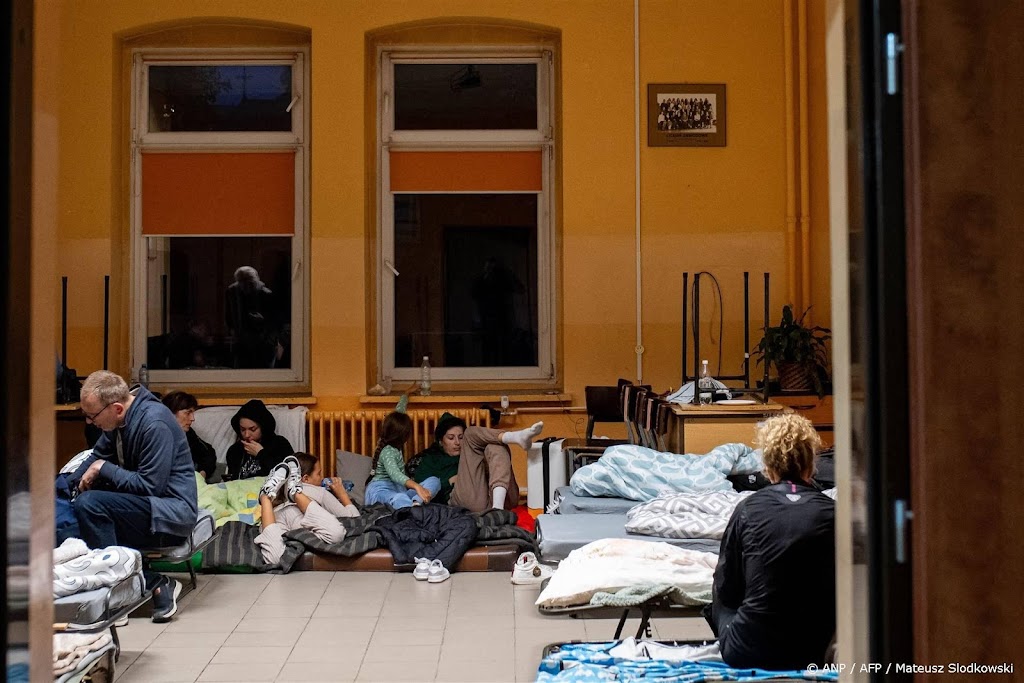 Inwoners Poolse stad haalden door om dijkdoorbraak te voorkomen