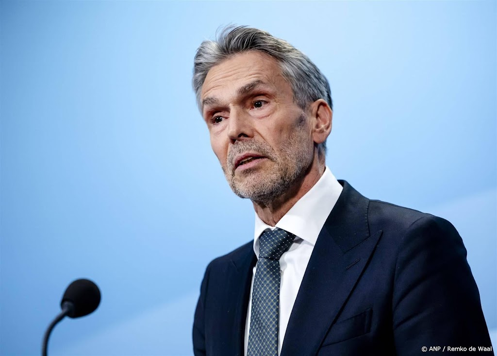 Schoof gaat zich persoonlijk bemoeien met onder meer migratie