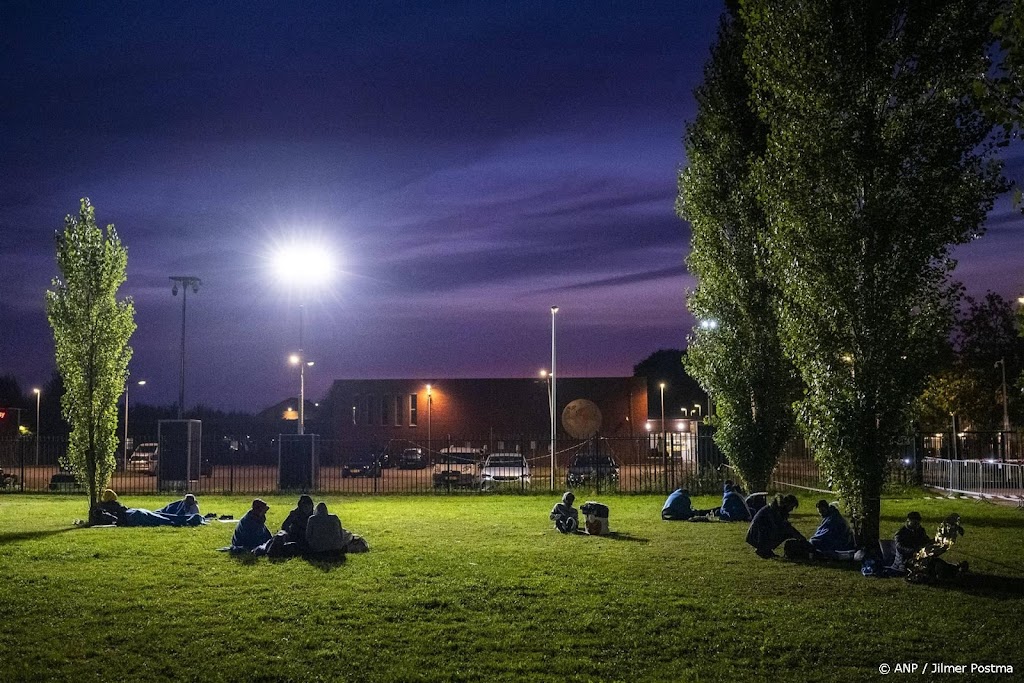 Drentse sporthal open voor 100 vluchtelingen uit Ter Apel