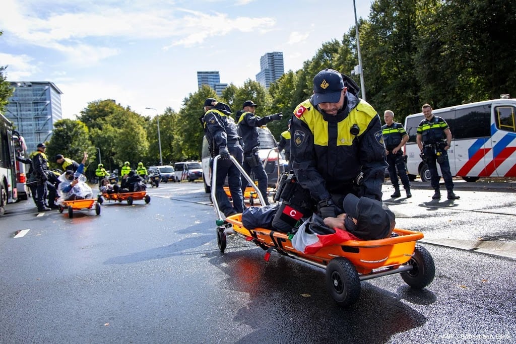 OM mag door met vervolging XR-aanhanger om A12-blokkade