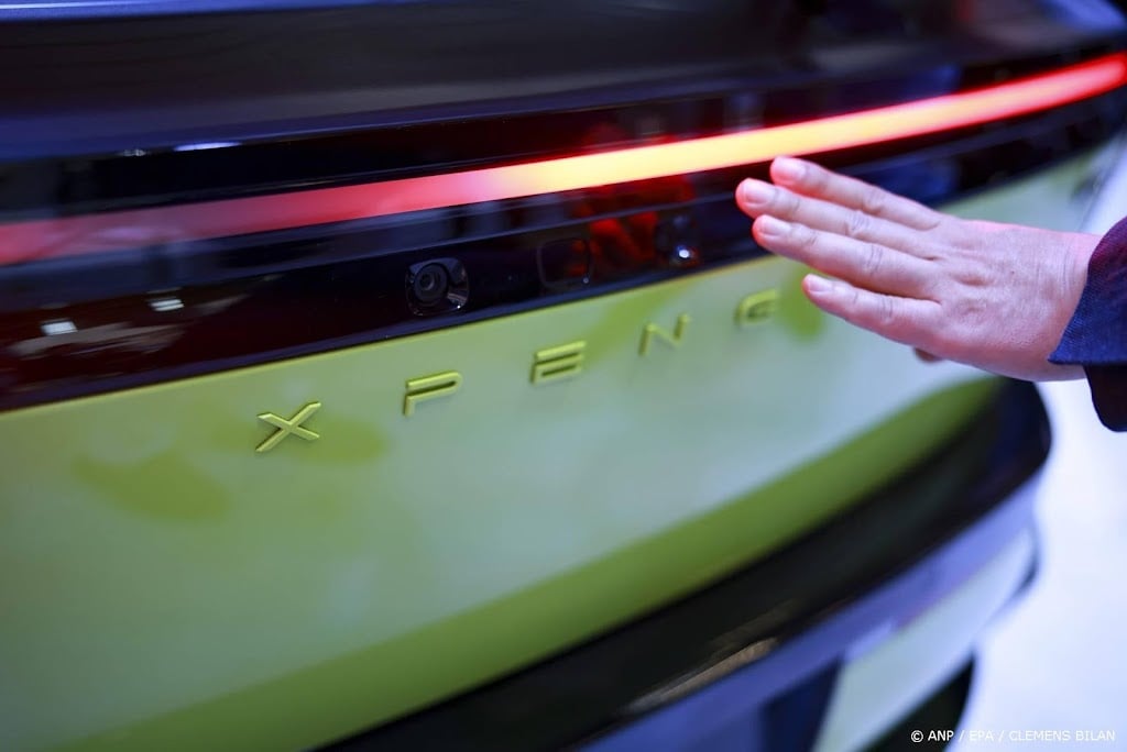Vliegende auto's botsen tijdens repetitie voor Chinese luchtshow