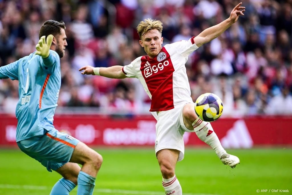 Edvardsen vervangt geblesseerde Berghuis tegen Inter