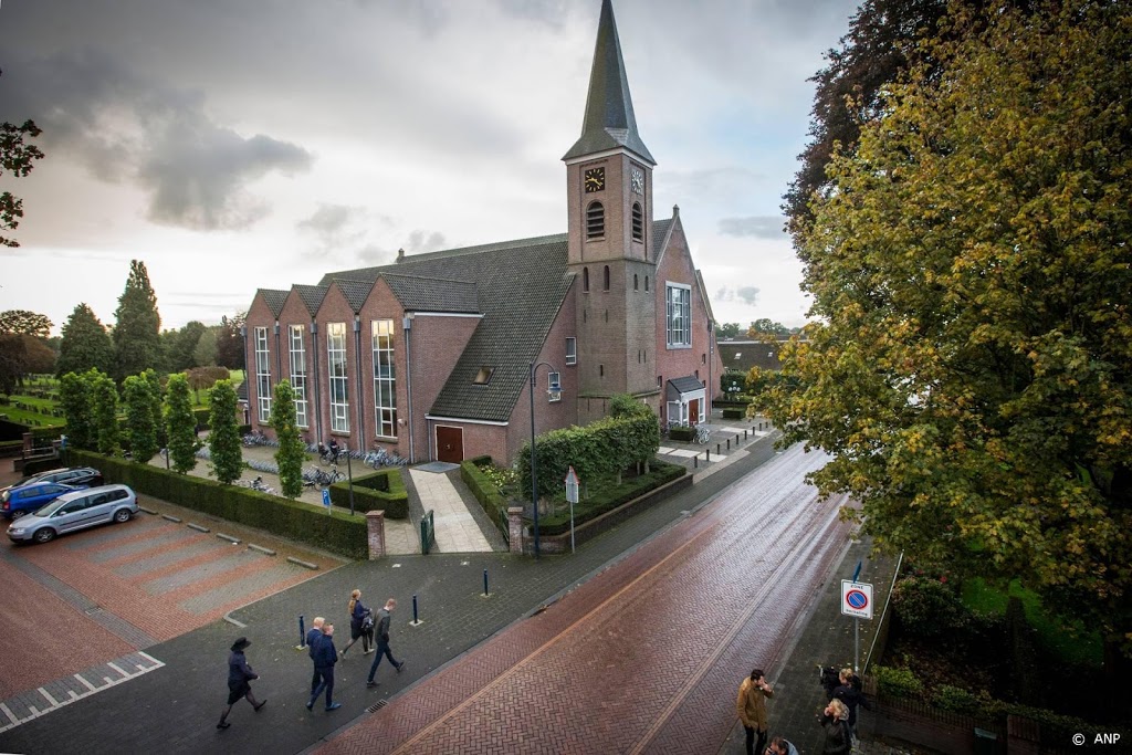 Hersteld Hervormde Gemeente Staphorst laat meer dan 30 mensen toe