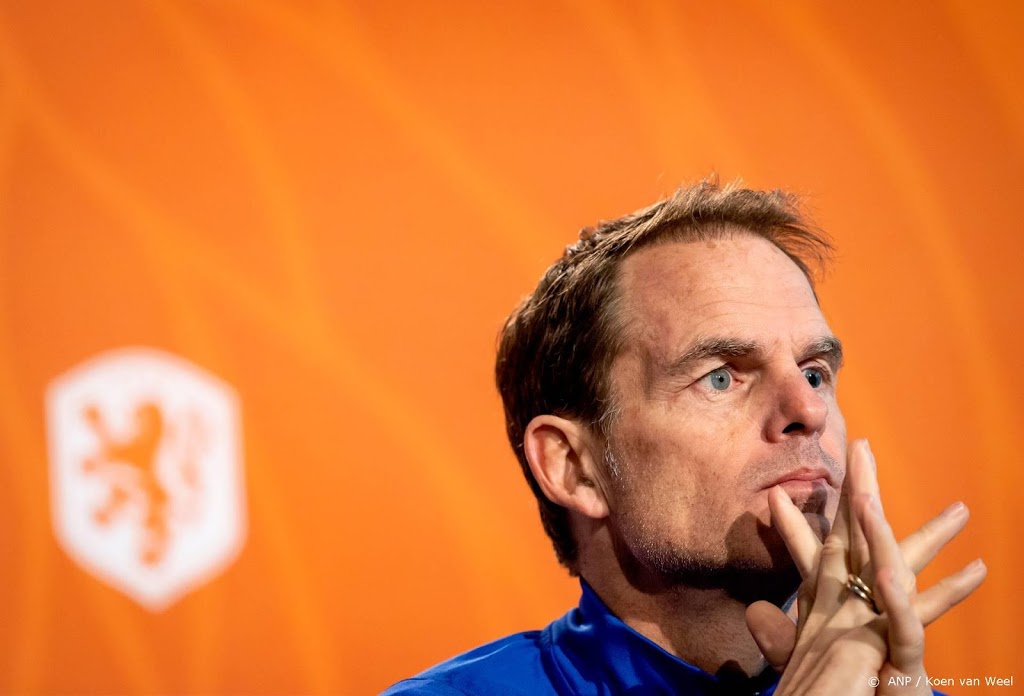 Bondscoach De Boer wijzigt basisopstelling tegen Polen