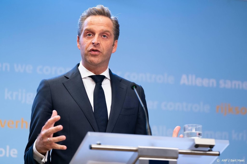 De Jonge: berichten over vaccins hoopvol, maar veiligheid voorop