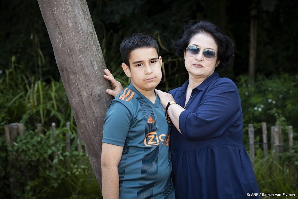 Armeense Mikael en zijn moeder mogen toch in Nederland blijven